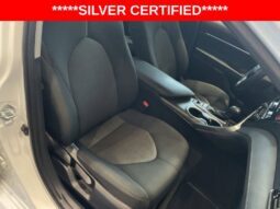 
										Toyota Camry Hybrid full									
