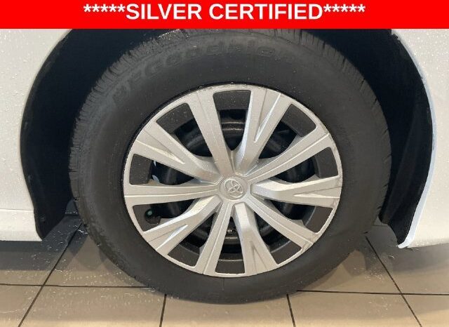 
								Toyota Camry Hybrid full									