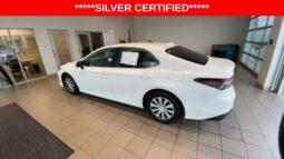 
										Toyota Camry Hybrid full									