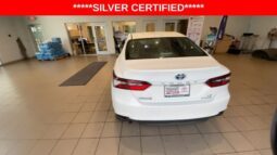 
										Toyota Camry Hybrid full									