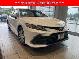 
										Toyota Camry Hybrid full									