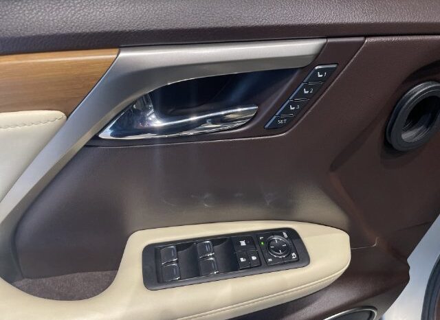 
								Lexus RX full									