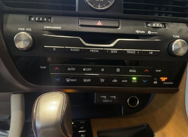 
								Lexus RX full									
