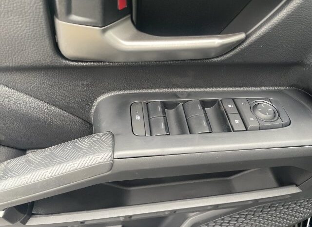 
								Toyota Tacoma Hybrid full									