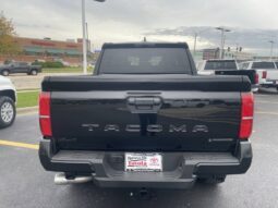 
										Toyota Tacoma Hybrid full									