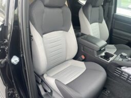 
										Toyota Tacoma Hybrid full									