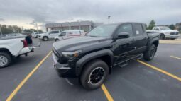 
										Toyota Tacoma Hybrid full									