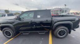 
										Toyota Tacoma Hybrid full									