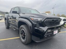 
										Toyota Tacoma Hybrid full									
