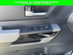 
										Toyota Sequoia full									