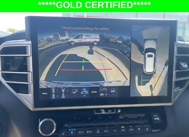 
								Toyota Sequoia full									
