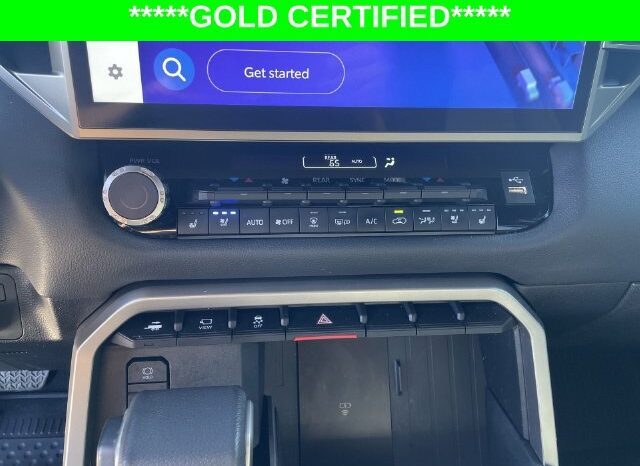 
								Toyota Sequoia full									