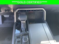 
										Toyota Sequoia full									