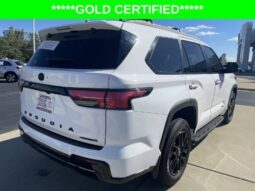 
										Toyota Sequoia full									