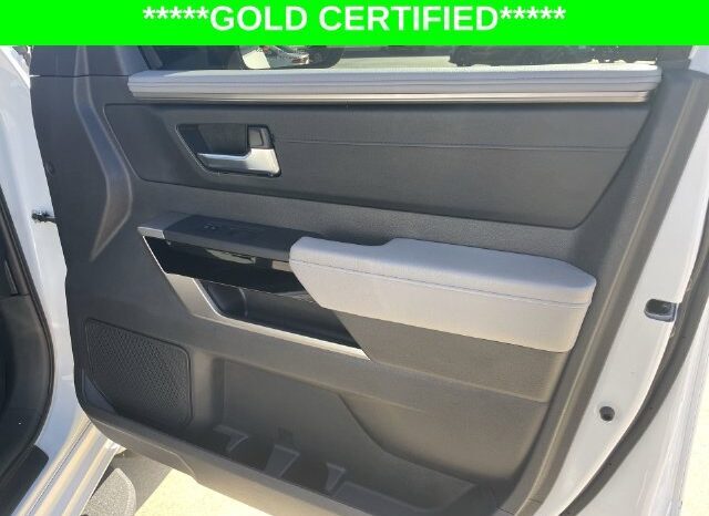 
								Toyota Sequoia full									
