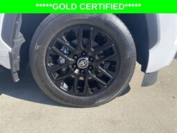 
										Toyota Sequoia full									