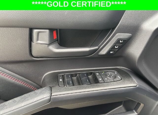 
								Toyota 4Runner i-FORCE MAX Hybrid full									