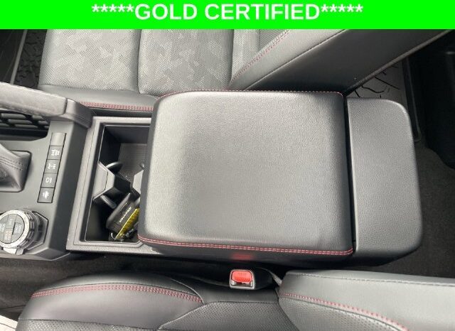 
								Toyota 4Runner i-FORCE MAX Hybrid full									