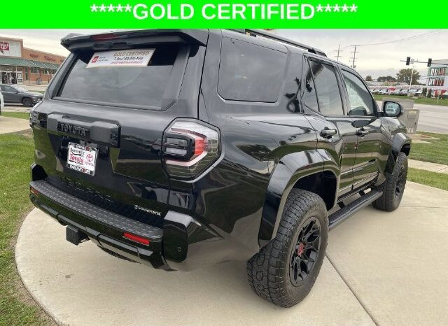 
								Toyota 4Runner i-FORCE MAX Hybrid full									