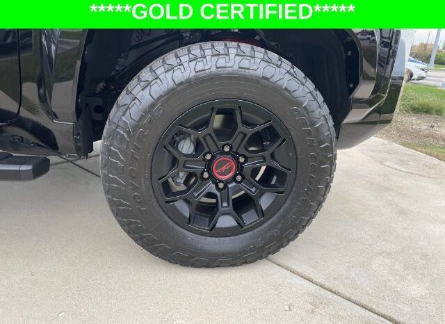 
								Toyota 4Runner i-FORCE MAX Hybrid full									