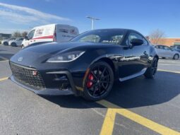 
										Toyota GR86 full									