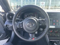 
										Toyota GR86 full									