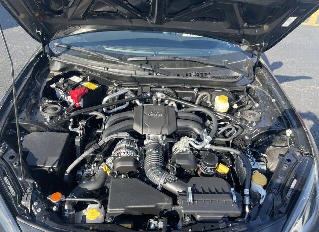 
								Toyota GR86 full									