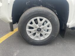 
										Toyota Tacoma full									