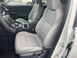 
										Toyota Tacoma full									