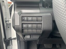 
										Toyota Tacoma full									
