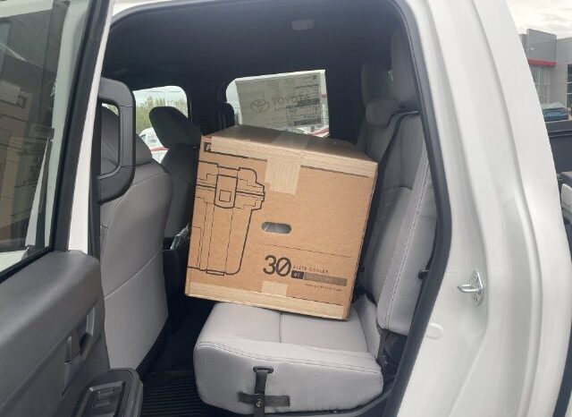 
								Toyota Tacoma full									
