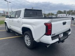 
										Toyota Tacoma full									
