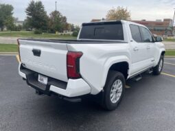 
										Toyota Tacoma full									