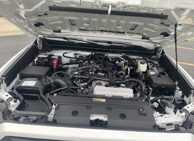 
								Toyota Tacoma full									