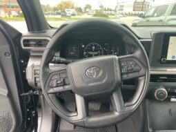 
										Toyota Tacoma full									