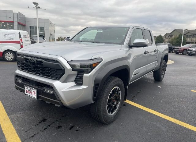 
								Toyota Tacoma full									