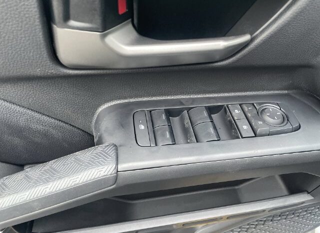 
								Toyota Tacoma full									