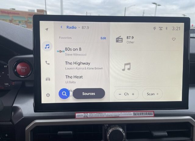 
								Toyota Tacoma full									