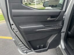 
										Toyota Tacoma full									