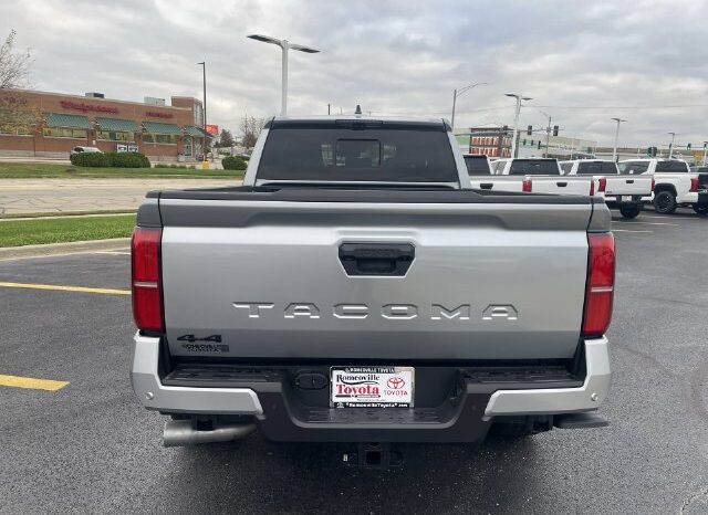 
								Toyota Tacoma full									