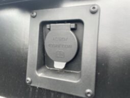 
										Toyota Tacoma full									