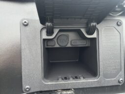 
										Toyota Tacoma full									