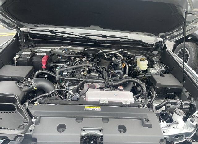 
								Toyota Tacoma full									