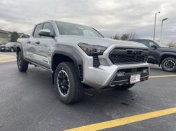 
										Toyota Tacoma full									