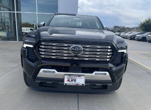 
								Toyota Tacoma full									