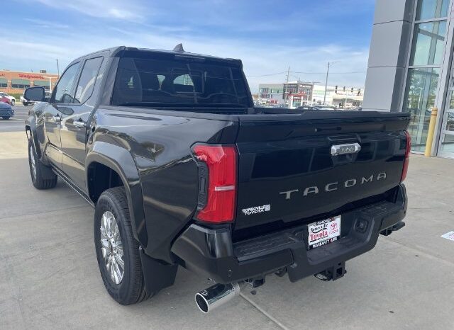 
								Toyota Tacoma full									