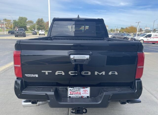 
								Toyota Tacoma full									