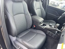 
										Toyota Tacoma full									