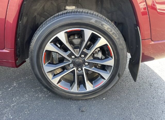 
								Jeep Grand Cherokee L full									