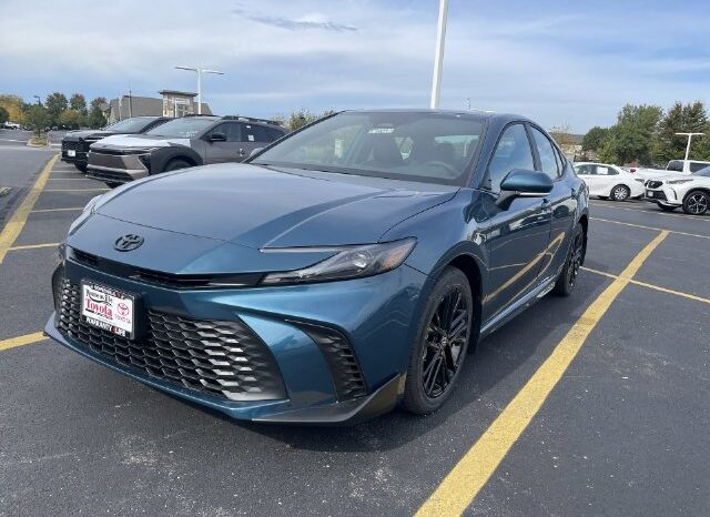 
								Toyota Camry full									